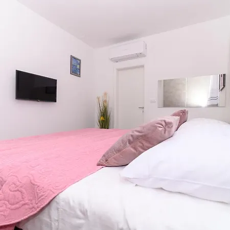 Seaside Apartament *